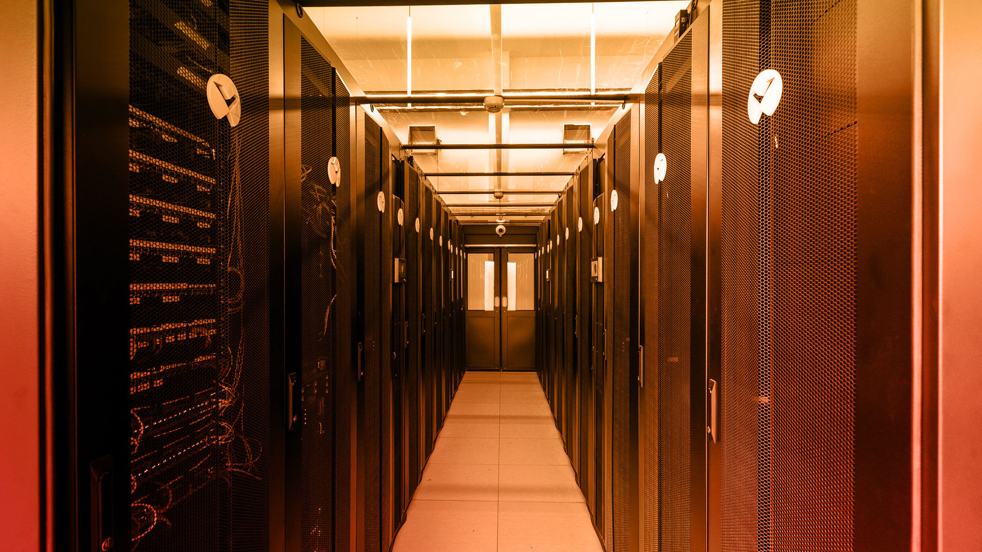 COME UN EDGE DATA CENTER PUÒ AIUTARE LE PMI